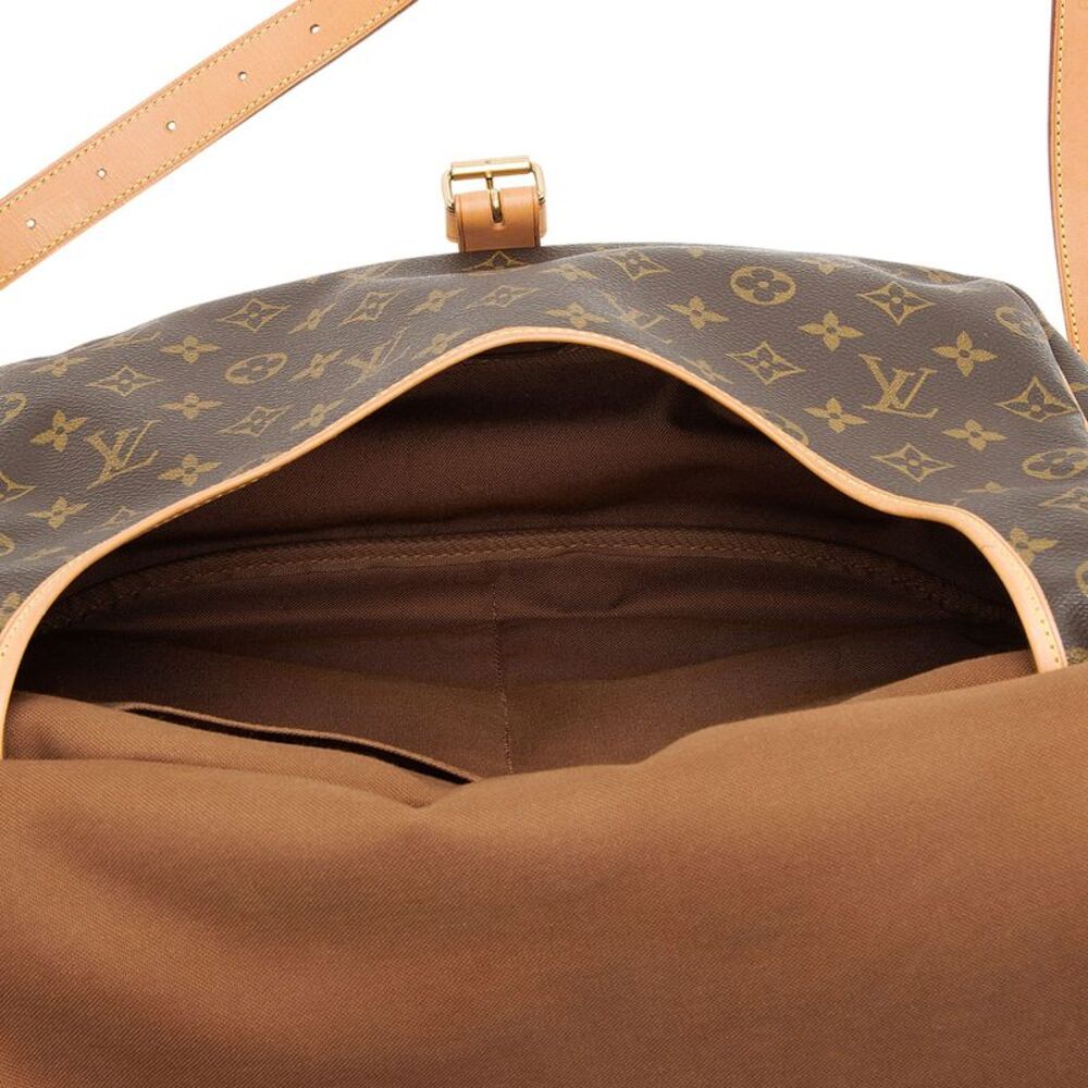 Louis Vuitton Vintage Monogram Canvas Saumur 35 Messenger - Picture 8 of 16